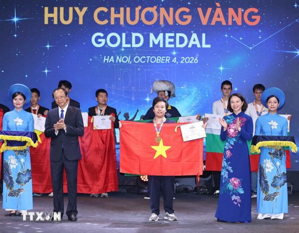 10 học sinh Việt Nam giành huy chương tại Olympic thiên văn quốc tế