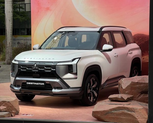 10 mẫu xe động cơ đốt trong bán chạy nhất thị trường 9 tháng đầu năm 2026