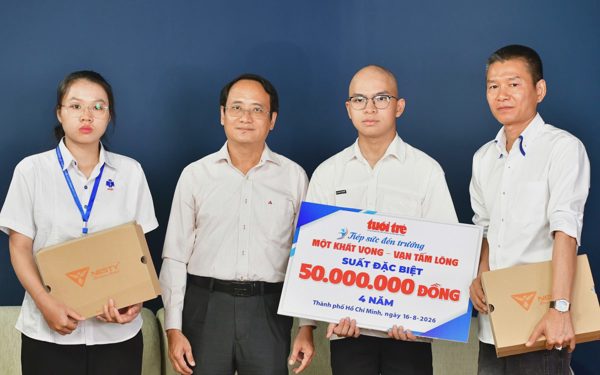 10 ngày khởi động, 1.100 hồ sơ gửi Tiếp sức đến trường 2026: Đời chông chênh nhưng ý chí kiên cường
