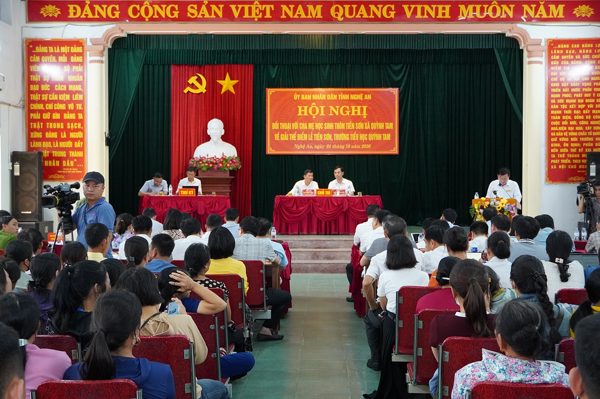 127 học sinh hơn 3 tuần chưa đến lớp, Phó Chủ tịch tỉnh Nghệ An về xã gỡ 'nút thắt'