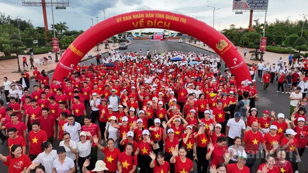13.200 người