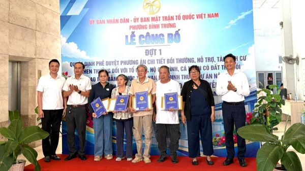 17 trường hợp thuộc Dự án mở rộng đường Lương Định Của bàn giao mặt bằng sớm, gỡ nút thắt dự án trọng điểm