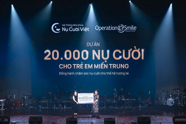 20 năm Nha khoa Nụ Cười Việt: Công bố dự án 20.000 nụ cười cho trẻ em miền Trung