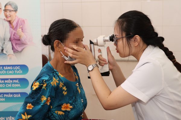 3 bệnh lý về mắt đe dọa thị lực người Việt