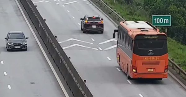 3 biển báo, vạch kẻ giúp giữ khoảng cách trên cao tốc, không phải ai cũng biết