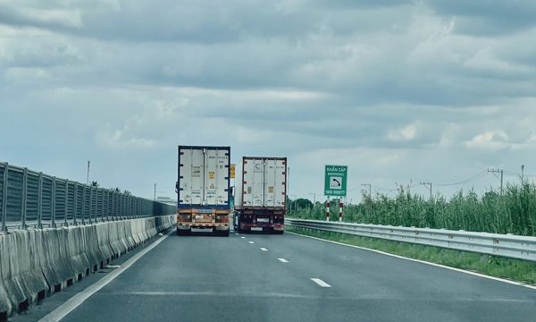 3 dấu hiệu xe đang không giữ khoảng cách an toàn