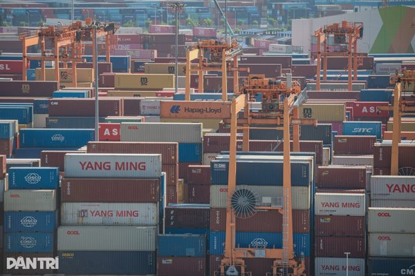 3 nhóm hàng chủ lực giúp kim ngạch xuất nhập khẩu đạt kỷ lục 1.000 tỷ USD