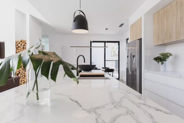 4 cách dùng đá và gạch ốp lát nâng tầm nhà đẹp, sang trọng