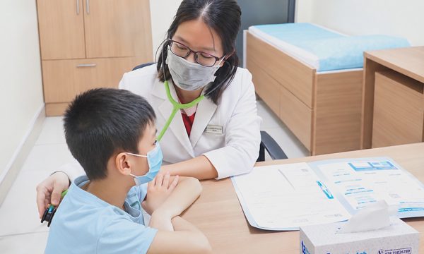 4 dấu hiệu nhiễm não mô cầu dễ nhầm bệnh thông thường
