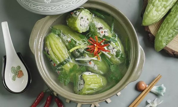 5 bí quyết để món khổ qua nhồi thịt giữ được màu xanh