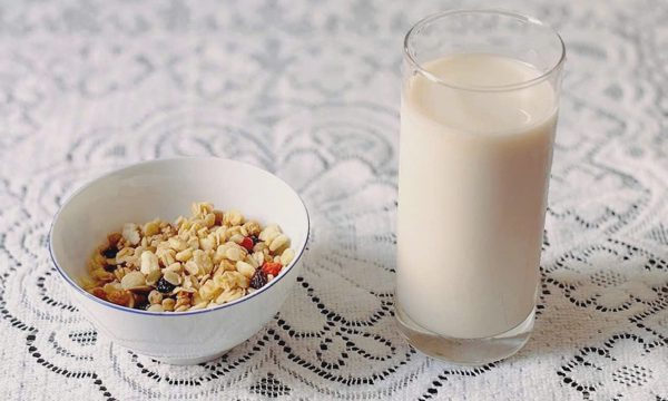 5 đồ uống tốt cho xương khi bạn già đi