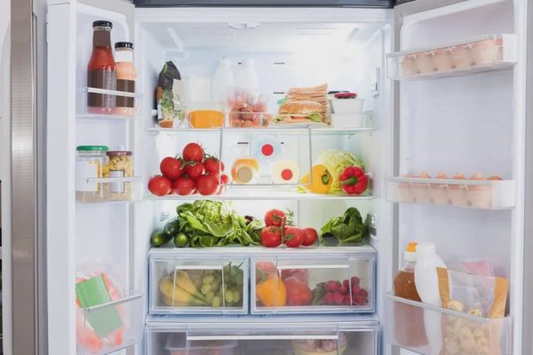 5 loại thực phẩm không nên bảo quản ở cánh cửa tủ lạnh