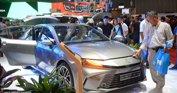 5 ô tô hybrid bán chạy nhất Việt Nam tháng 8.2026: Toyota Innova Cross HEV dẫn đầu