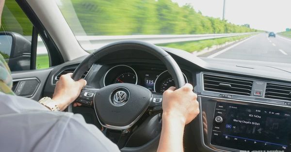 5 sai lầm tài xế cần tránh khi vượt xe trên cao tốc
