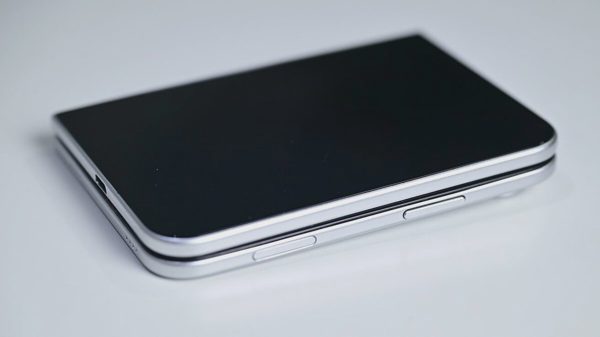 5 tính năng của iPhone Pro có thể không xuất hiện trên iPhone gập