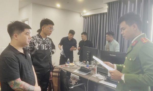 51 người bị bắt trong vụ mua bán hóa đơn trị giá 4.000 tỷ đồng