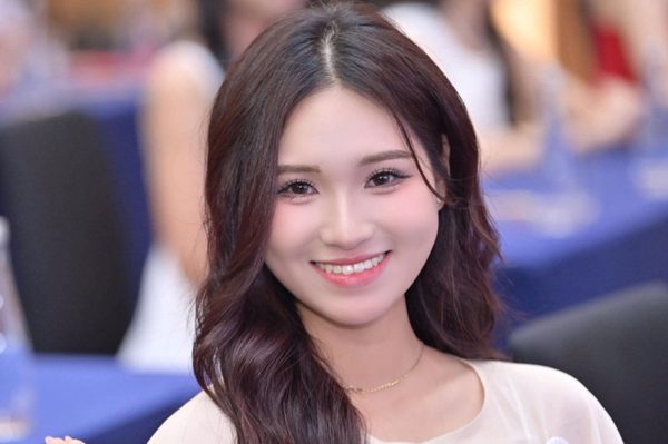 53 cô gái Hoa hậu Việt Nam sẵn sàng bước vào chặng quyết định