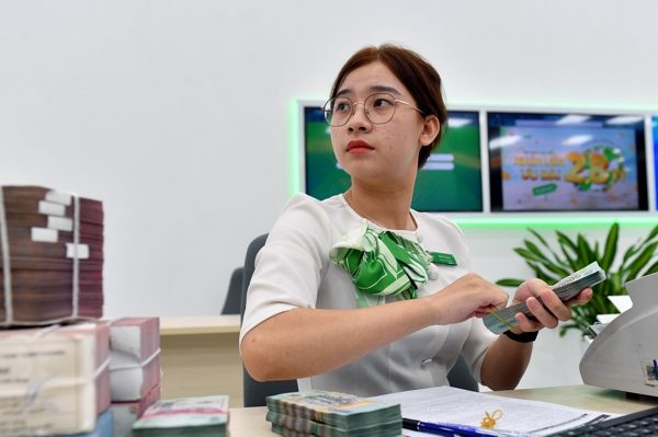 6 ngân hàng nơi mỗi nhân viên kiếm lợi nhuận trên 1 tỷ đồng