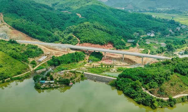 7 gói thầu thi công cao tốc Tuyên Quang - Hà Giang phải gia hạn