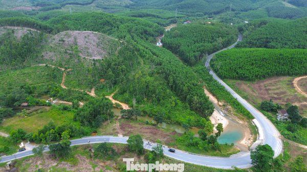 71 đoạn đường nguy hiểm trên Quốc lộ 49: Khi nào được xử lý?