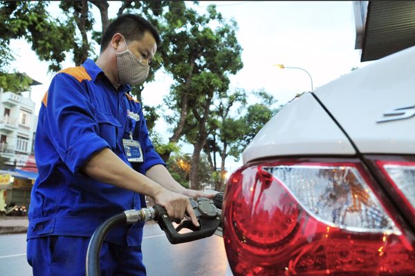 8 tháng chi 14,54 tỷ USD nhập khẩu xăng dầu, gần bằng cả năm 2025