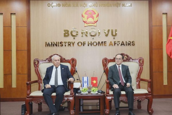 9 vòng đàm phán về điều kiện an toàn để đưa lao động Việt sang Israel