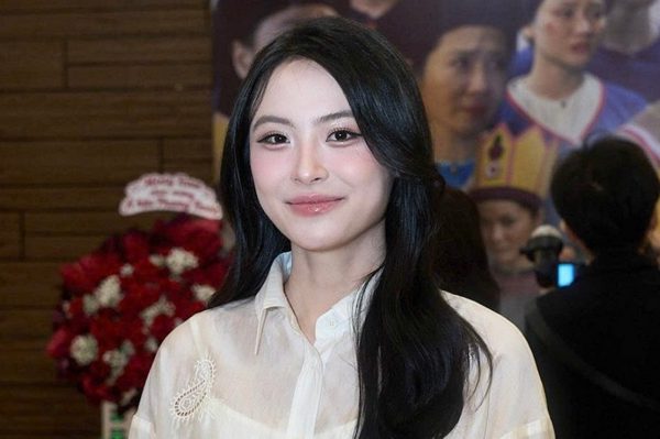 Á hậu Vân Nhi áp lực với vai diễn đầu tay