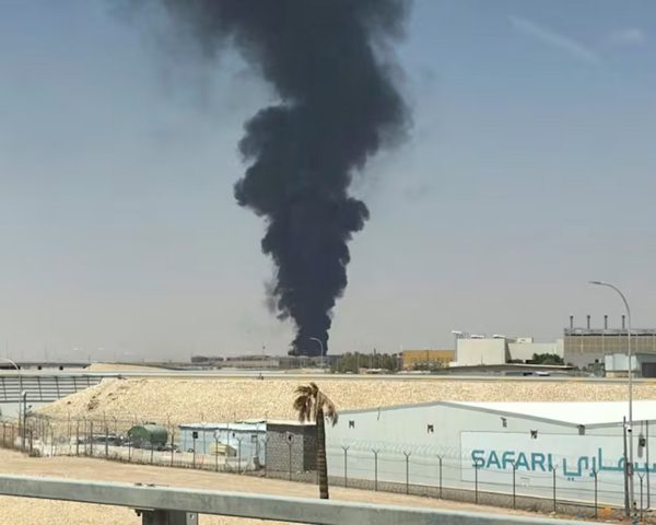 Ả Rập Xê Út tuyên bố đánh chặn tên lửa của Houthi nhắm vào Riyadh