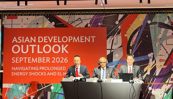 ADB nâng dự báo tăng trưởng của Việt Nam lên 7,8% trong năm 2026