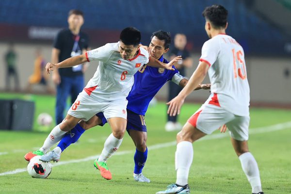 AFC động viên tuyển Việt Nam sau thất bại trước Thái Lan