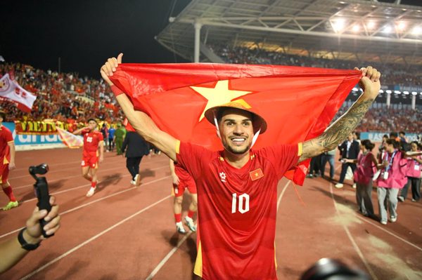 AFC nói gì khi Thái Lan ghi cả 4 bàn nhưng thua Việt Nam?