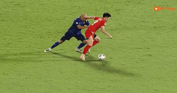 AFF khen Đình Bắc đánh gót điệu nghệ, ấn tượng cú vô lê ngoạn mục của Quang Hải