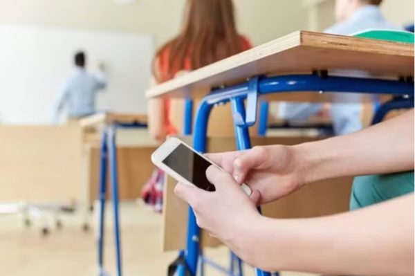 Ai Cập cấm trẻ em dưới 13 tuổi sử dụng mạng xã hội