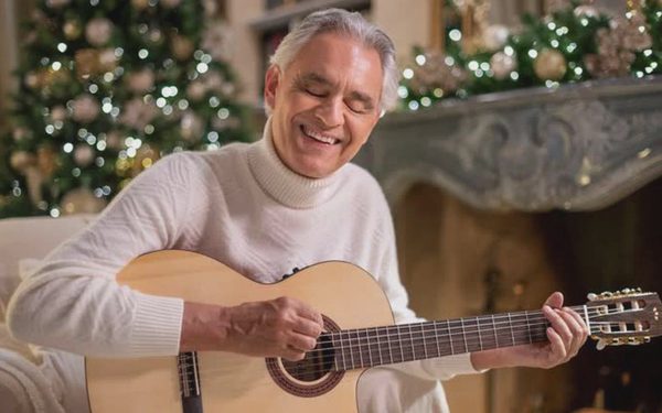 Ai được nghe danh ca Andrea Bocelli biểu diễn lần đầu tại Việt Nam?