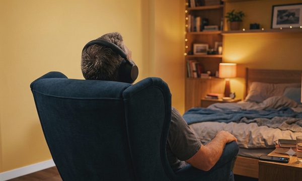 Âm nhạc có giúp thăng hoa cảm xúc khi 'yêu'?
