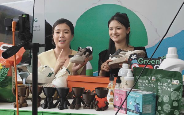 Amazon ‘bắt tay’ VECOM mở lối cho doanh nghiệp trẻ đưa hàng Việt ra thế giới