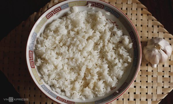 Ăn cơm nguội trữ lạnh qua đêm giúp hạ đường huyết?