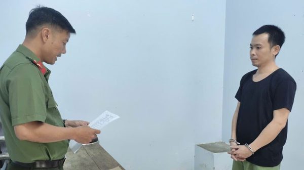 An Giang: Khởi tố 4 bị can tàng trữ, sử dụng vũ khí quân dụng để săn bắt voọc bạc