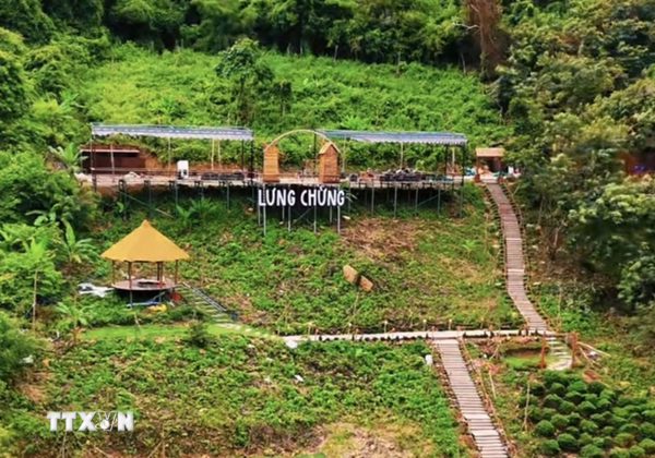 An Giang phạt 2 chủ tiệm càphê Lưng Chừng vì xây dựng trên đất rừng phòng hộ
