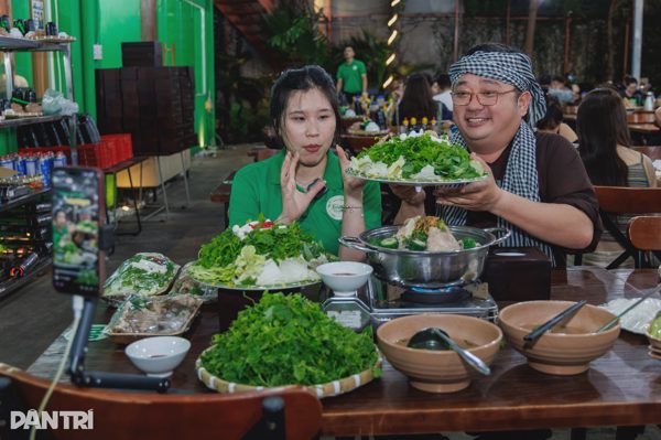 Ăn món "đắng mà ghiền" ở TPHCM, khách bất ngờ vì… không như tưởng tượng