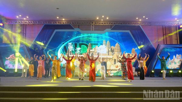 Ấn tượng sắc màu văn hóa Việt Nam tại Hội chợ Videx Cambodia 2026