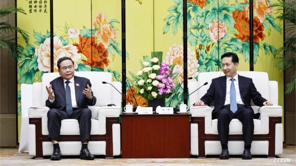 [Ảnh] Chủ tịch Quốc hội Trần Thanh Mẫn tiếp Bí thư Tỉnh ủy tỉnh Thiểm Tây