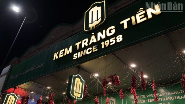 [Ảnh] Còn 5 ngày, điểm bán số 35 của Kem Tràng Tiền (Hà Nội) khép lại