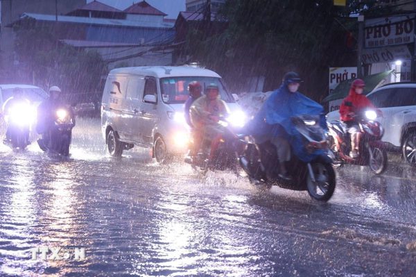 Ảnh hưởng không khí lạnh, Bắc Bộ và Trung Bộ cục bộ có mưa to đến rất to