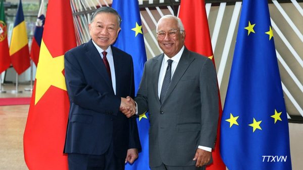 [Ảnh] Lễ đón Tổng Bí thư, Chủ tịch nước Tô Lâm thăm chính thức Liên minh châu Âu
