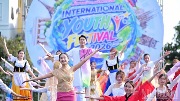 [Ảnh] Rực rỡ sắc màu Festival Thanh niên quốc tế lần thứ 4