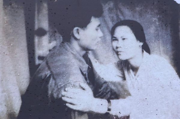 'Anh sẽ về với em, khi nước nhà thống nhất!'