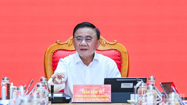 [Ảnh] Thường trực Ban Bí thư Trần Cẩm Tú chủ trì Hội nghị Ban Thường vụ Đảng ủy các cơ quan Đảng Trung ương