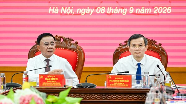 [Ảnh] Thường trực Ban Bí thư Trần Cẩm Tú làm việc với Đảng ủy Học viện Chính trị quốc gia Hồ Chí Minh