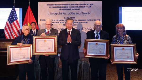 [Ảnh] Tổng Bí thư, Chủ tịch nước Tô Lâm gặp những người bạn Hoa Kỳ